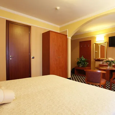 Boutique Puccini فندق 4*